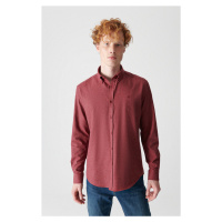 Avva Men's Claret Red Buttoned Collar Cotton Comfort Fit Comfy-cut Shirt