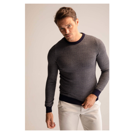 DEFACTO Slim Fit Crew Neck Pullover