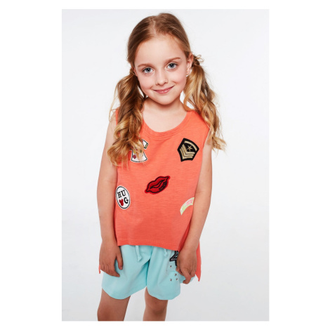 Dívčí tričko s korálovými nášivkami FASARDI