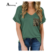 Volné tričko s leopardí kapsou