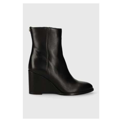 Kožené kotníkové boty BOSS Nilufar dámské, černá barva, na klínku, 50504458 Hugo Boss