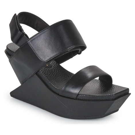 United nude DELTA WEDGE SANDAL Černá