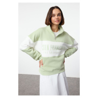 Trendyol Mint Basic Printed Thick Inside Fleece Knitted Sweatshirt