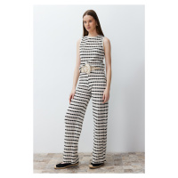 Trendyol Ecru Knitwear Look Striped Straigth/Straight Fit Trousers