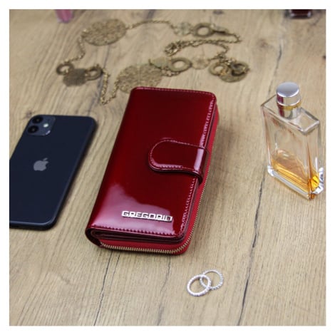 Elegantní dámská kožená peněženka Rono se zápinkou, červená GREGORIO