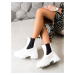 Designové bílé dámské kotníčkové boty na plochém podpatku