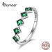 Stříbrný prsten s zelenými kamínky SCR097 LOAMOER