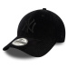 Manšestrová kšiltovka New Era 9FORTY MLB Cord NY Yankees Black Adjustable cap