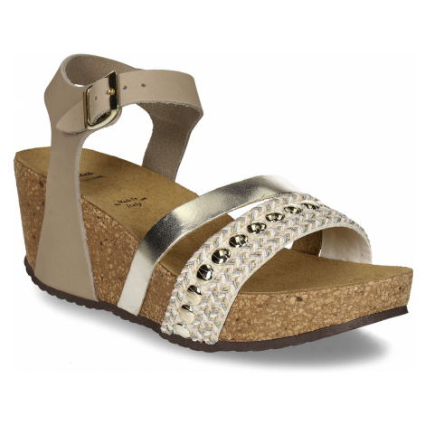 Zlaté dámské kožené sandály na platformě