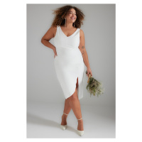 Trendyol Curve bílé, vypasované, tkané svatební šaty s rozparkem