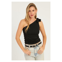 Cool & Sexy Women's Black One-Shoulder Blouse