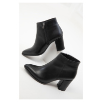 Soho Black Women's Boots & Booties 17518