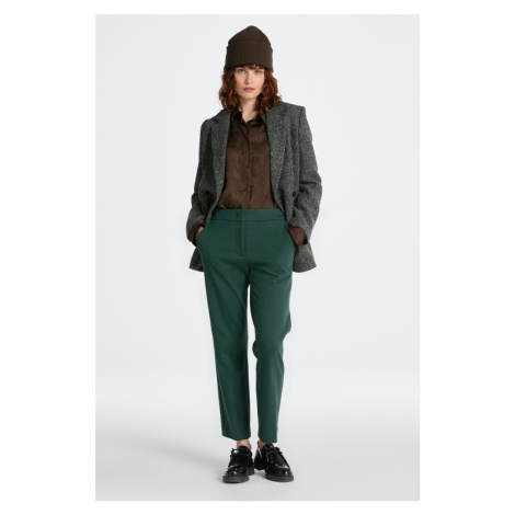 KALHOTY GANT JERSEY CIGARETTE PANT TARTAN GREEN