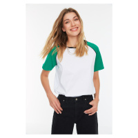 Trendyol Green Semi-fitted Raglan Sleeve Knitted T-Shirt