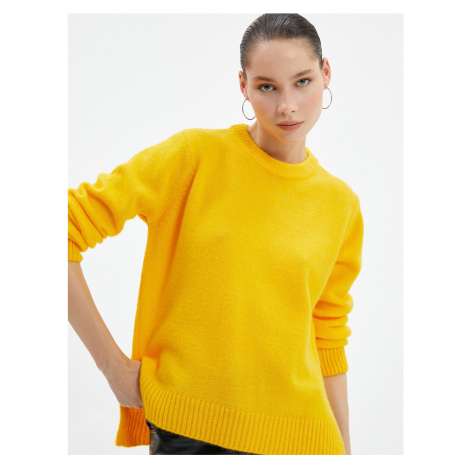 Koton Základní pletený svetr s dlouhým rukávem Tričkový výstřih