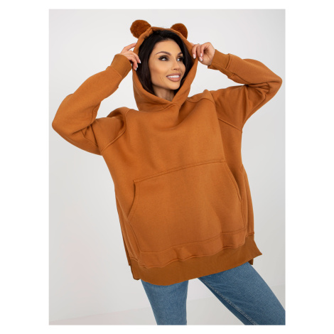 SVĚTLE HNĚDÁ OVERSIZE MIKINA S KLOKANÍ KAPSOU A BAMBULKAMI -LIGHT BROWN BASIC