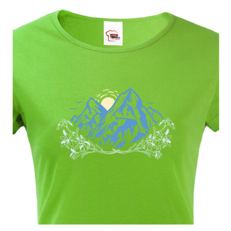 Dámské tričko pro turisty a cestovatele s potiskem alpských hor BezvaTriko