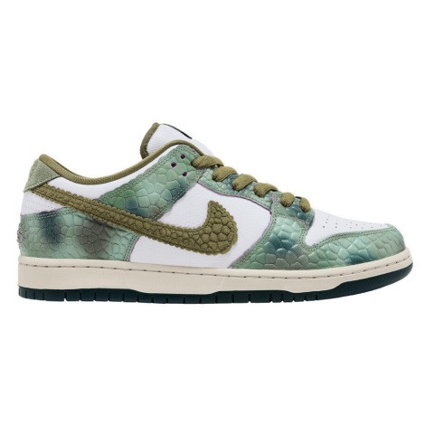 Nike SB Dunk Low Alexis Sablone Chameleon Zelená