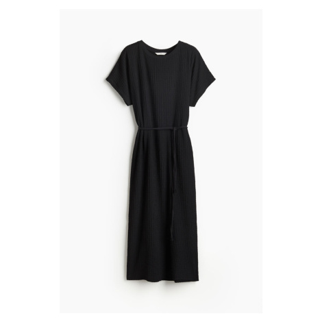 H & M - Šaty ze strukturovaného žerzeje's vázacím páskem - černá H&M