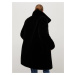 Černý kabát z umělého kožíšku Mango Chillin