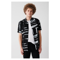 Avva Men's Black Buttoned Collar Soft Touch Abstract Patterned Regular Fit Shirt