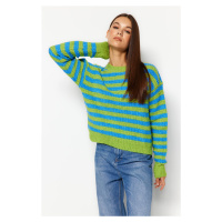 Trendyol zelený pletený svetr s měkkou texturou