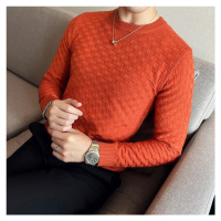 Teplý pánský svetr s texturovaným kostkovaným vzorem