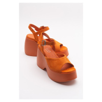 LuviShoes Abbon dámské oranžové semišové sandály na klínku z pravé kůže