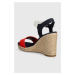 Sandály Tommy Hilfiger STRIPES WEDGE SANDAL tmavomodrá barva, FW0FW08053