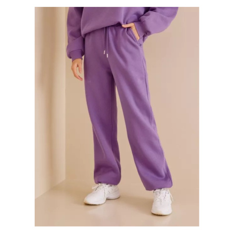 jiná značka NLY TREND »Perfect Slouchy Sweat Pants« tepláky Barva: Fialová, Mezinárodní