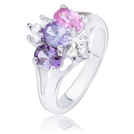 Lesklý prsten s rozdvojenými rameny, barevné zirkony v řadě Šperky eshop