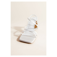 H & M - Sandálky's blokovým podpatkem - bílá
