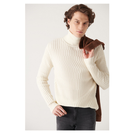 Avva Men's Ecru Full Turtleneck Knitted Detailed Cotton Slim Fit Slim Fit Knitwear Sweater