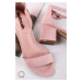 Světle růžové sandály na hrubém podpatku 170789