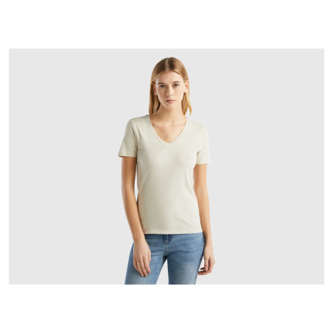 Benetton, Pure Cotton T-shirt With V-neck United Colors of Benetton