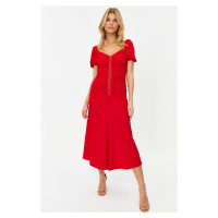 Trendyol červené elegantní večerní šaty s přiléhavými pletenými ramínky