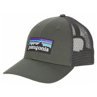 Patagonia P-6 LOGO LOPRO TRUCKER HAT Šedá