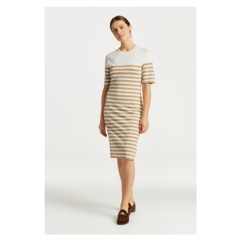 ŠATY GANT STRIPED SS T-SHIRT DRESS hnědá