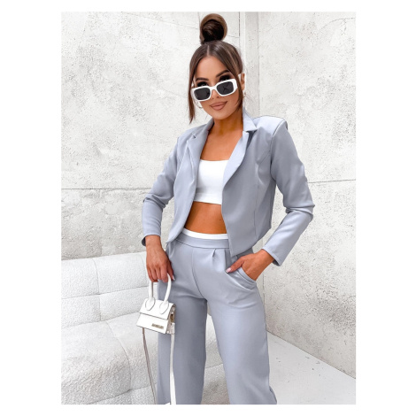 Šedý dámský komplet - krátké sako a široké kalhoty (8263)