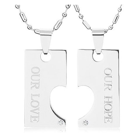 Ocelové náhrdelníky pro dva, známka s výřezem ve tvaru polovičního srdce, nápis Šperky eshop