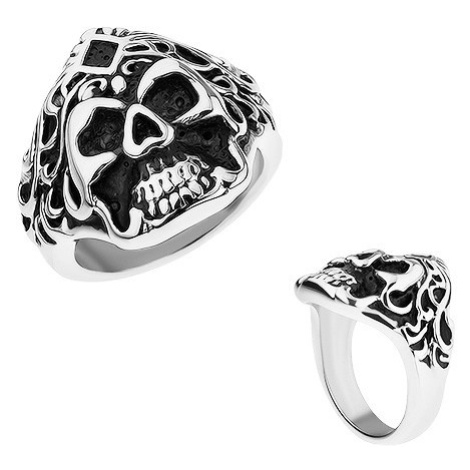 Prsten z oceli, stříbrná barva, patinovaná lebka s vlasy a kosočtvercem Šperky eshop
