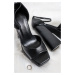 Černé sandály na hrubém podpatku Chiara