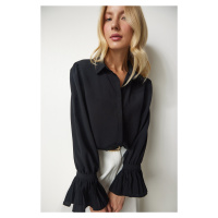 Happiness İstanbul Women's Black Pleated Balloon Sleeve Detail Woven Shirt
