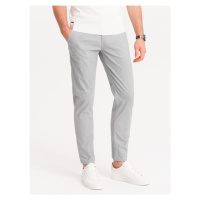 Ombre Clothing Šedé chinos kalhoty s ozdobným pasem V6 PACP-0118