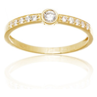 Dámský prsten ze žlutého zlata s čirými zirkony PR0517F + DÁREK ZDARMA