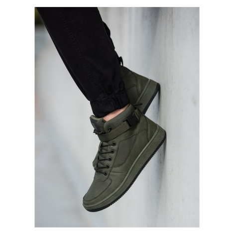 Tmavě zelené pánské sneakers boty Ombre Clothing T317