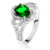 Stříbrný prsten, šikmý oválný zelený zirkon, zaoblené linie, čiré kamínky