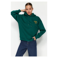 Trendyol Emerald Green Regular/Regular Fit Embroidered Hooded Fleece Knitted Sweatshirt