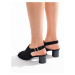 Stylové dámské černé sandály na širokém podpatku