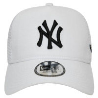 New-Era Essential New York Yankees MLB Trucker Cap Bílá